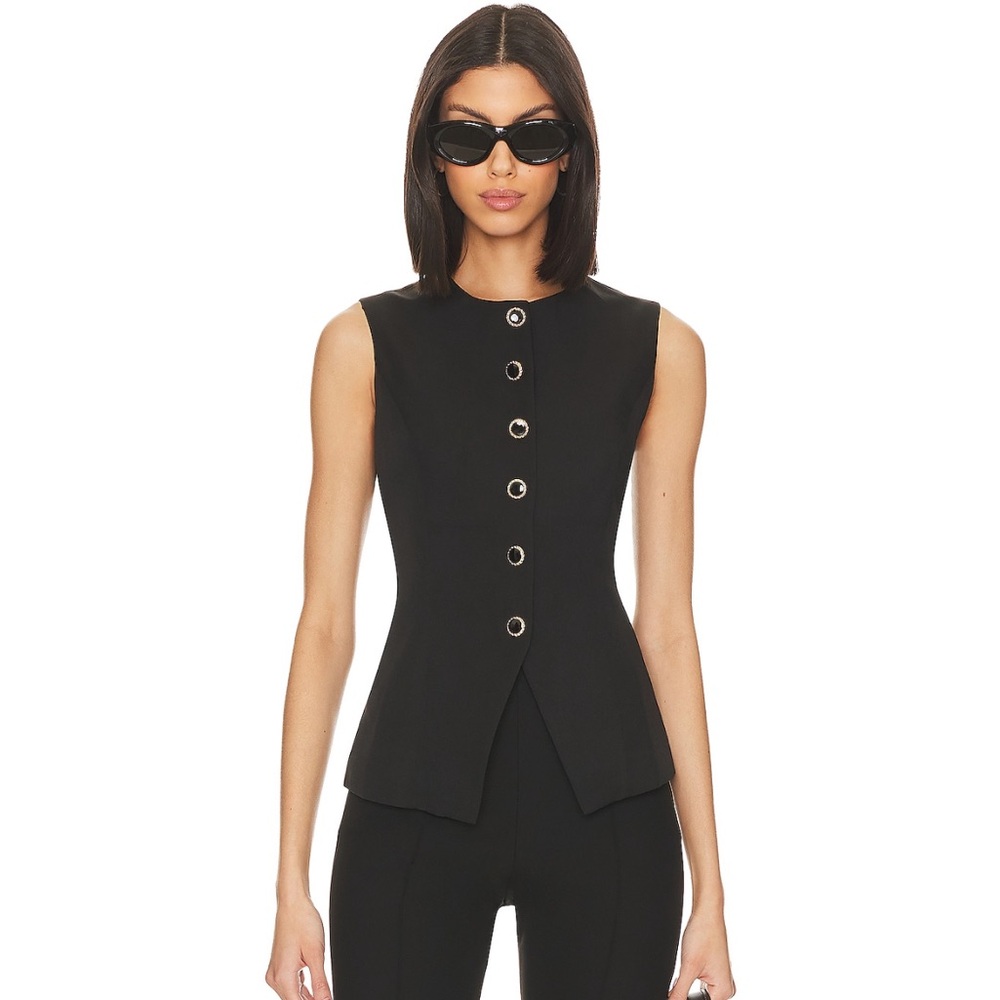 💥💥SALE!!💥💥 SNDYS. Black Sleeveless Emiliana Vest top purchased from Revolve